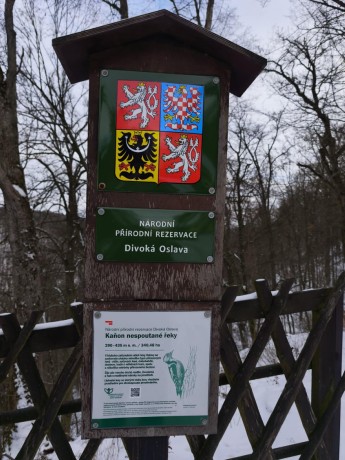 4b75547c-674b-4467-b9ba-16ee33107fd2