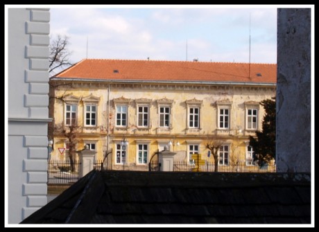 R14